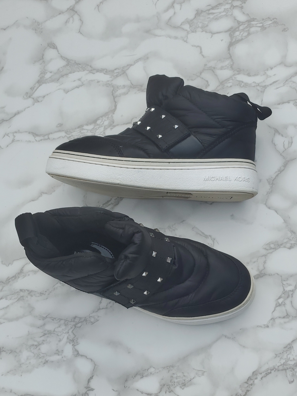 MICHAEL KORS Stirling Black Quilted High-Top Puffer Sneakers - Size 6
